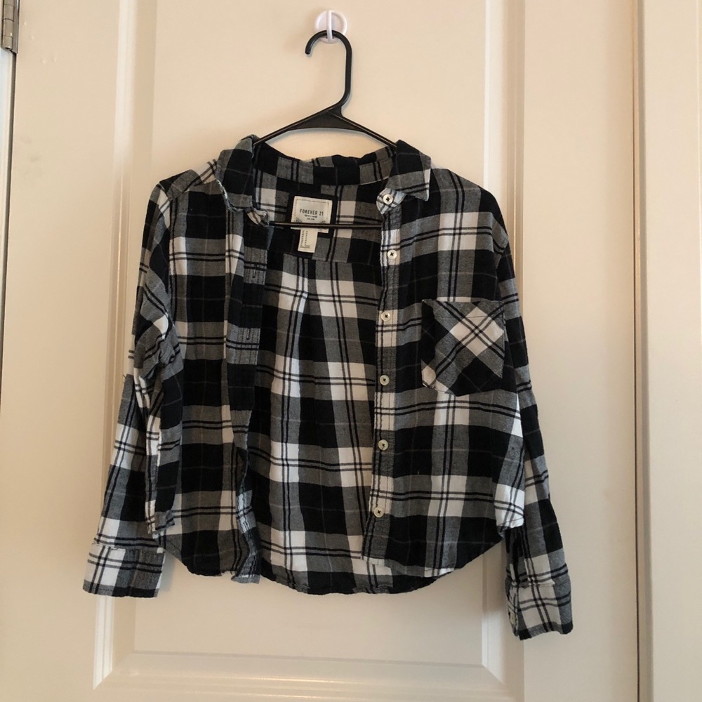 Cropped black and white Flannel